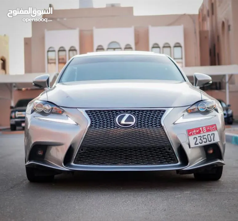 لكزس IS فل اوبشن ممتازة للبيع في ابوظبي Lexus IS very good full option for sell