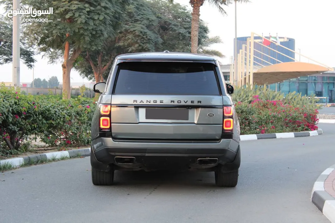 2016 RANGE ROVER VOGUE GCC FULL LOADED GREAT CONDITIONS