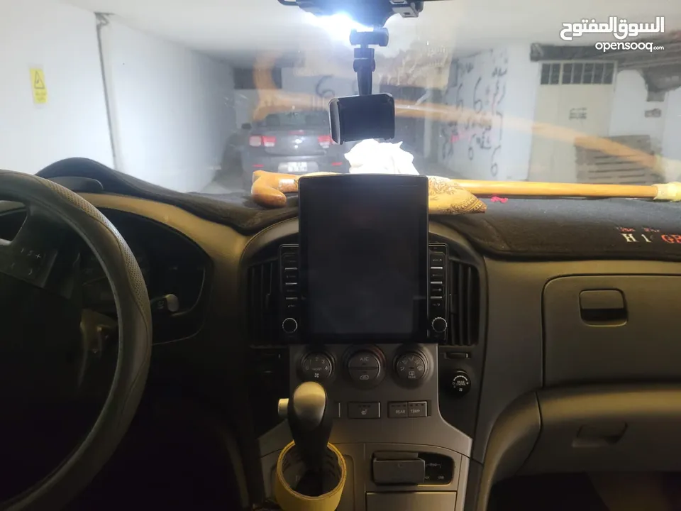 باص هيونداي H1  بسعر مميز