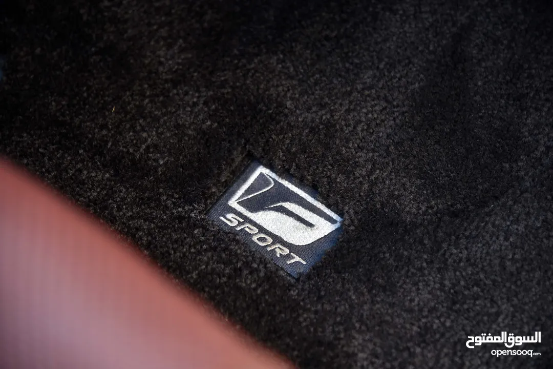 لكزس جي اس اف سبورت بنزين وارد وصيانة الوكالة 2013 Lexus GS250 F Sport