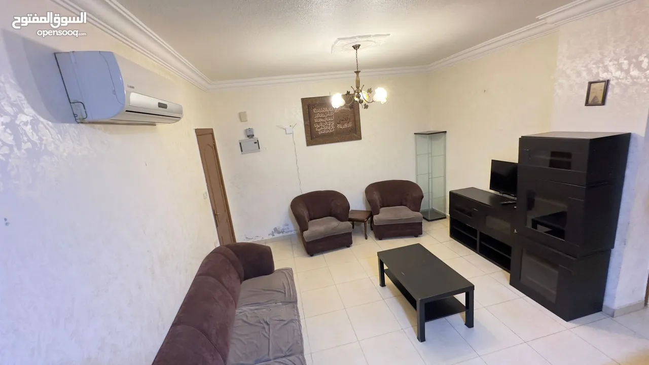 شقة ارضية مفروشة مجهزة بالكامل لراحتك  للايجار في ابو نصير قرب  الاسواق