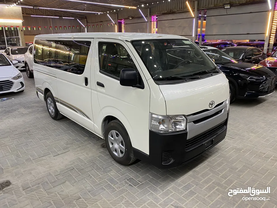 Toyota Hiace 2023 NEW 14 seats