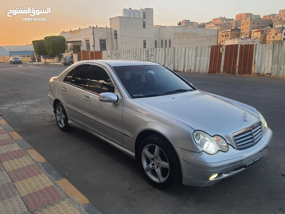 Mercedes Benz C200 2001  مرسيدس بنز c200 موديل c2001 مفتاح شفط بحالة ممتازة