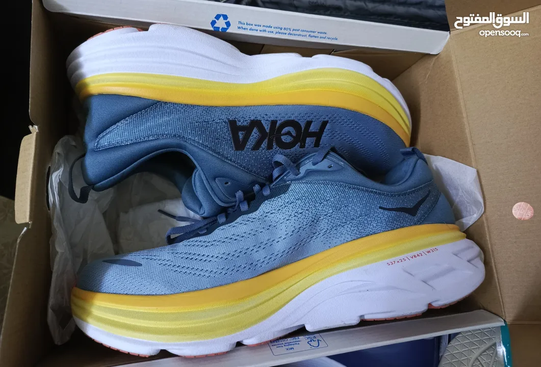 Hoka One one bondi 8 , blue/ mountain  spring