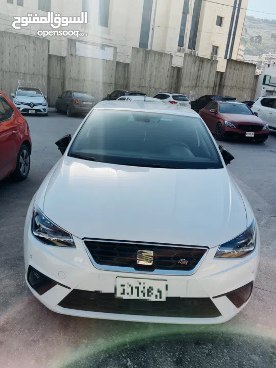 اذا مش حبة مميزة ما تركبها.  SEAT Ibiza FR 2022 بحالة الوكالة دهان شركة مميزة بكل تفاصيلها حبة مخازن