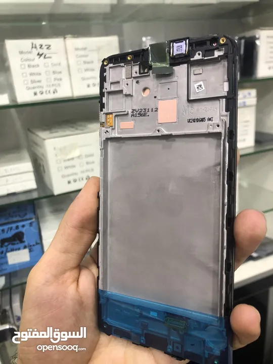 مع فريم شاشة سامسونج A15  أصلي شركة 100% . SAMSUNG A15 ORIGINAL LCD .