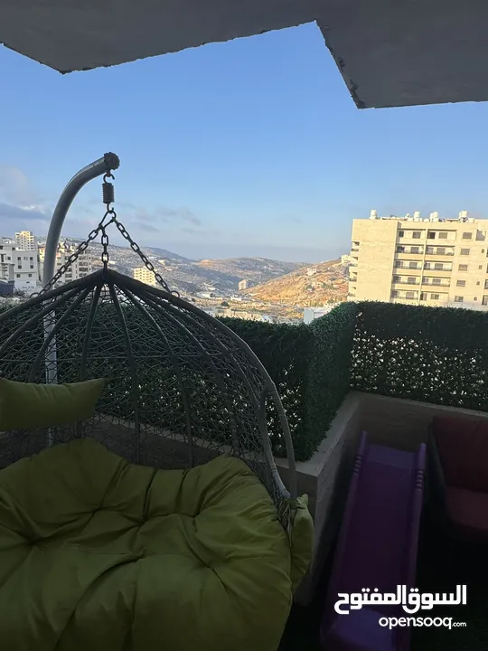 شقة للبيع بيتونيا نزول عين عريك  بدفعه لا تقل عن 150000