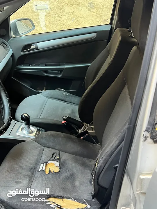 اوبل استرا بسعر مميز على الكاش