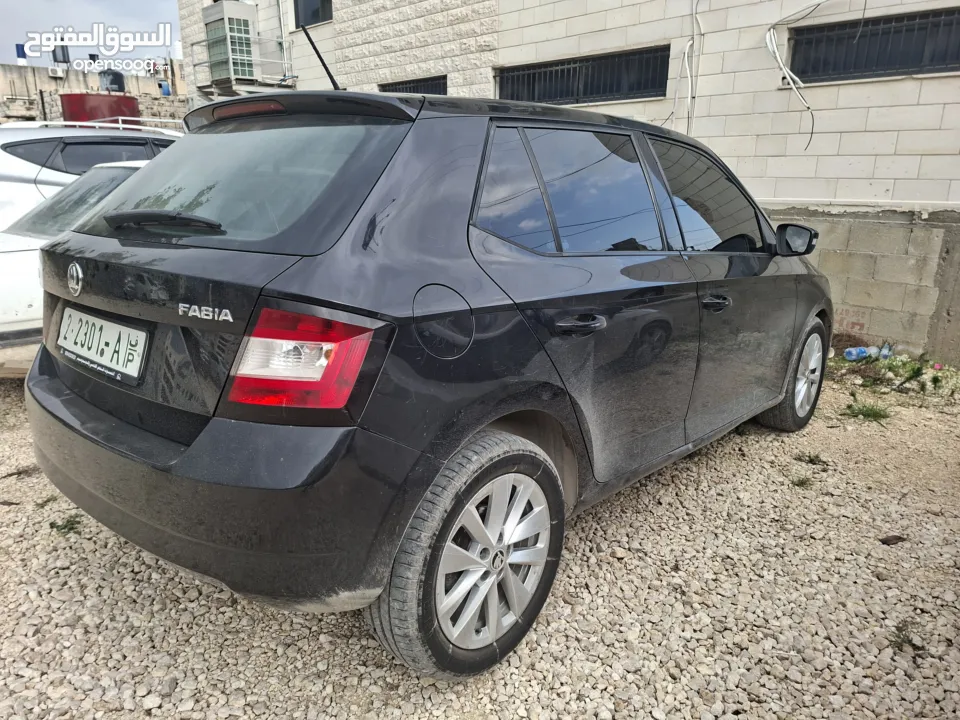 عدي ابو شموخ