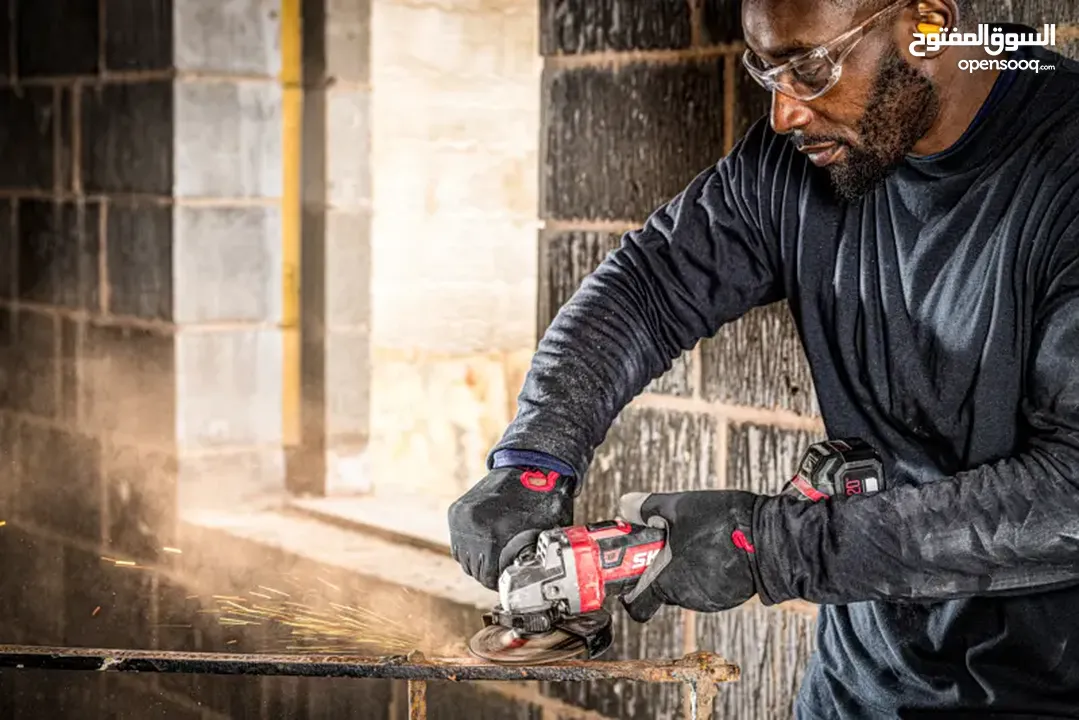 مطرقة + مفك براغي + مطحنة + مثقاب لاسلكي متذبذب