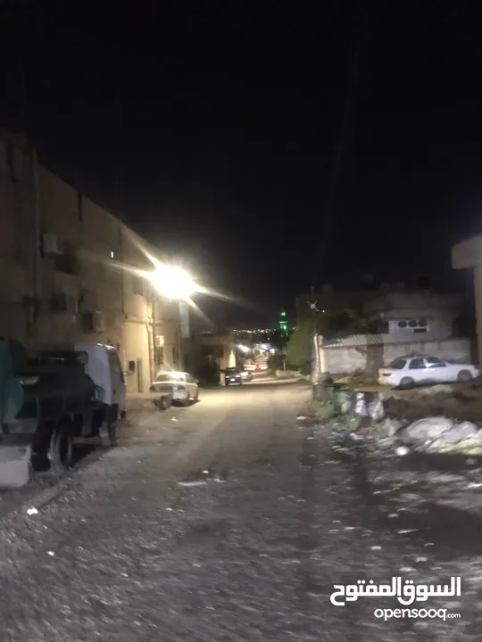 تنك ماء صالح للشرب