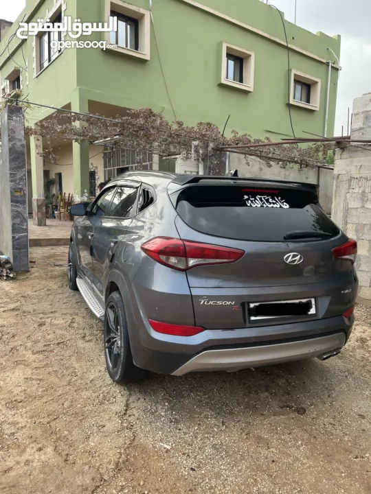 توسان 2017 للبيع او البدل