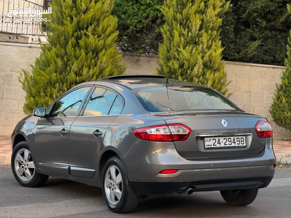 Renault Fluence pls , fully equipped, 2010 model, for sale.