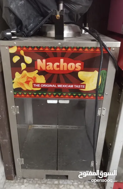 ماكنات جديده بس مستخدمه لمدة شهرين للبيع ماكينة شعر بنات وماكنة بوشار وماكنة ناتشوز وهم بحاله