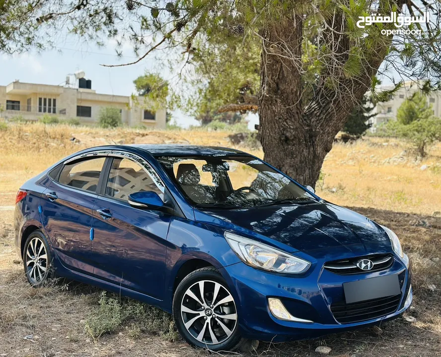 هونداي اكسنت 2017 . فل اوتوماتيك . يد ثانيه . دهان شركه . ماتور 1600 (4) غيار . عداد قليل .