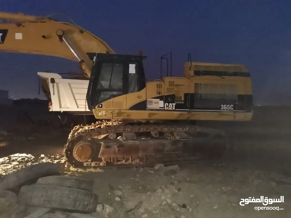 Excavator CAT 365