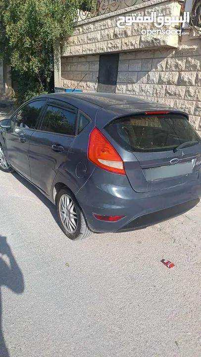 فورد فيستا للبيع 2012