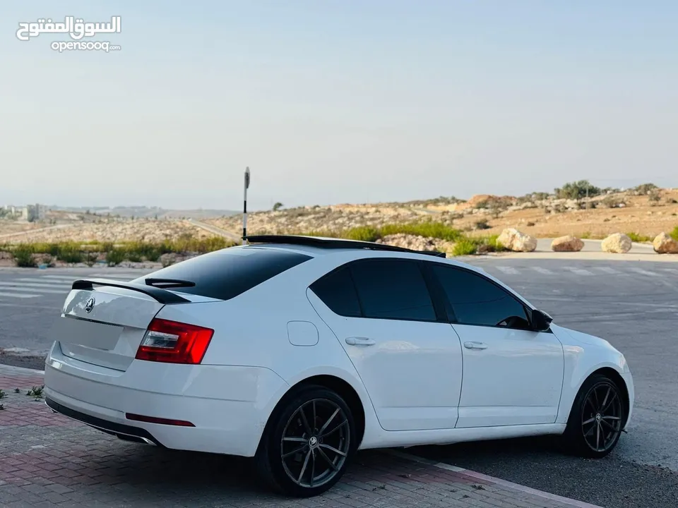سكودا اوكتافيا 2018