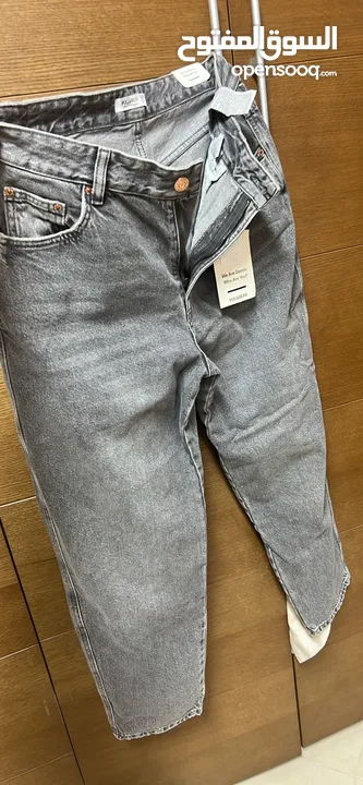 New gray jeans boyfriend cut