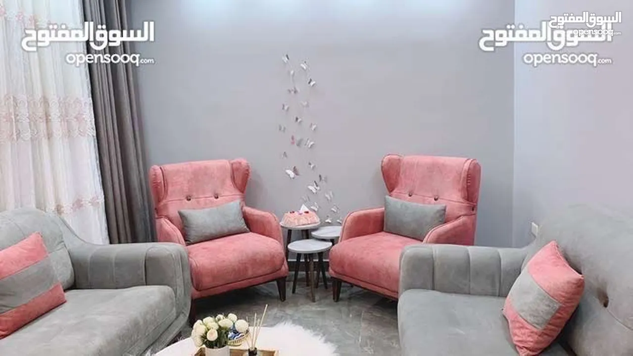 طقم كنب فخم بحالة الجديد