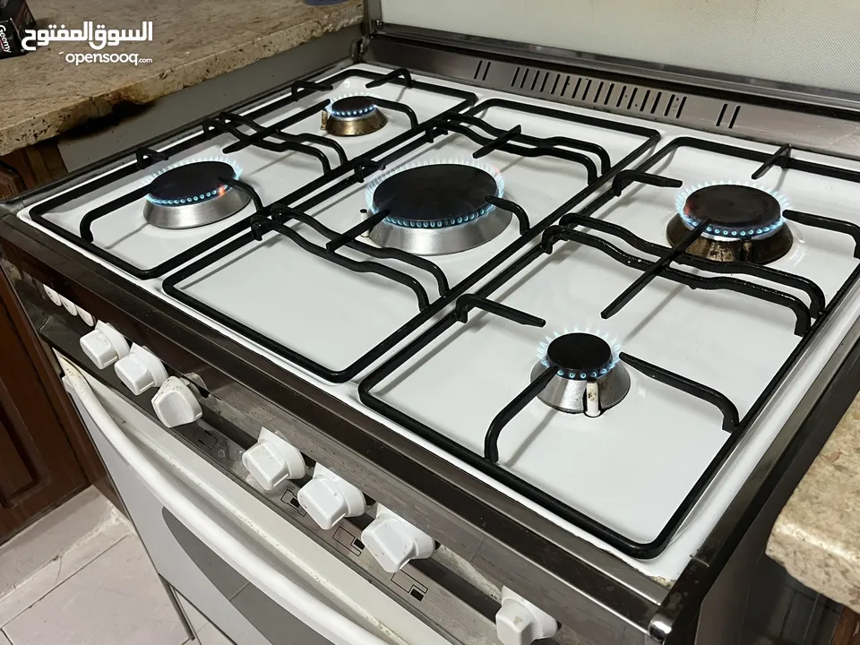غاز يونيفيرسال للبيع بداعي السفر