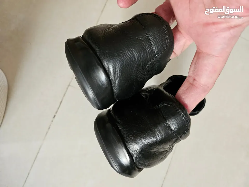 أحذية مشكلة بحالة الجديد 44 و 45 و 43 و 42, 46,