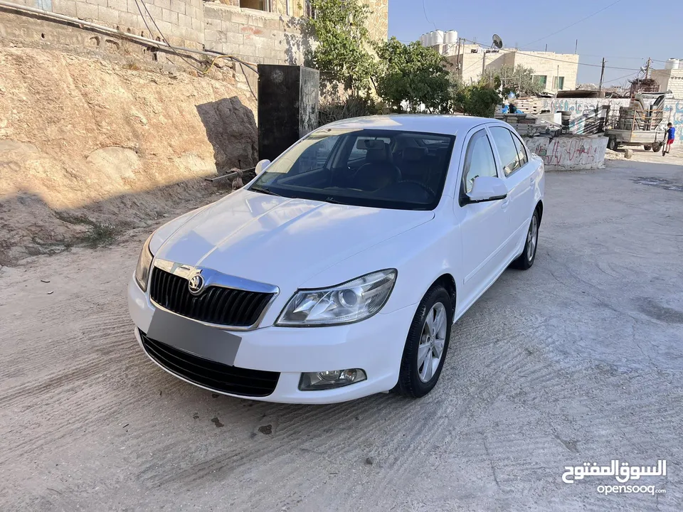 سكودا 2012 متور 2000