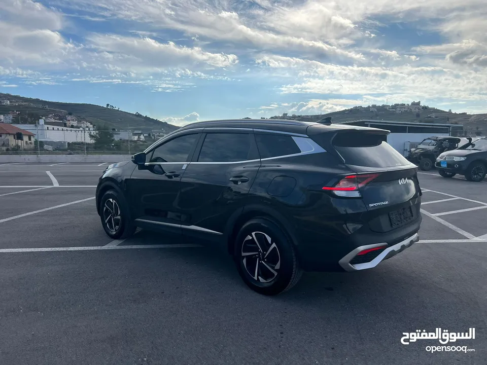 كايا سبورتاج /2022 فل بدون فتحة سقف 2x4 ///240Hp بنزين + كهرباء ( Haybrid) 1600cc