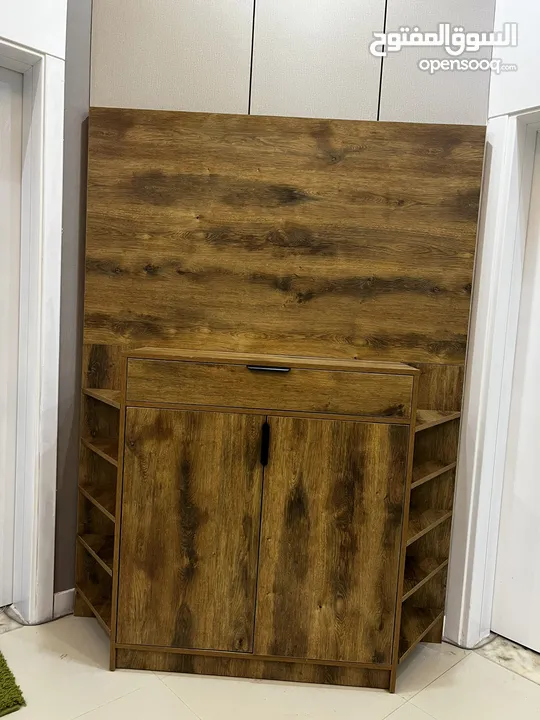 شركه ترياق لخدمات الفنيه تشطيبات صيانه عامهً تجليد جدران صبغ كهربا سباكه سرميك جبس مبورد نجاره