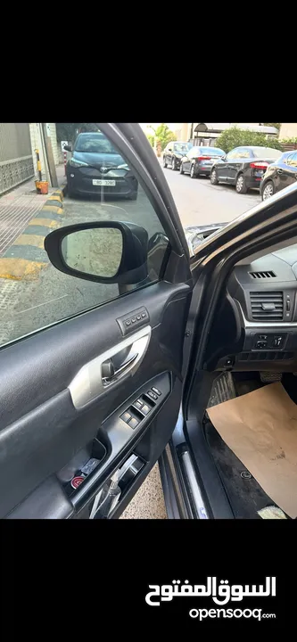 لكزس سي تي