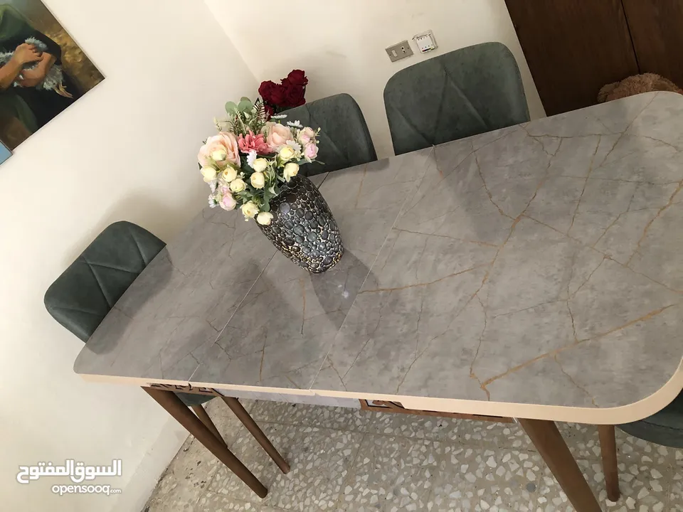 طاولة طعام بجودة عالية صنع تركي سفرة جميلة بسعر مناسب بالنسبة للجودة