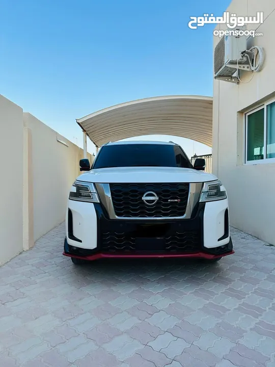 نيسان نسيمو NISMO أصلي وارد المسعود بحالة الوكالة مالك اول