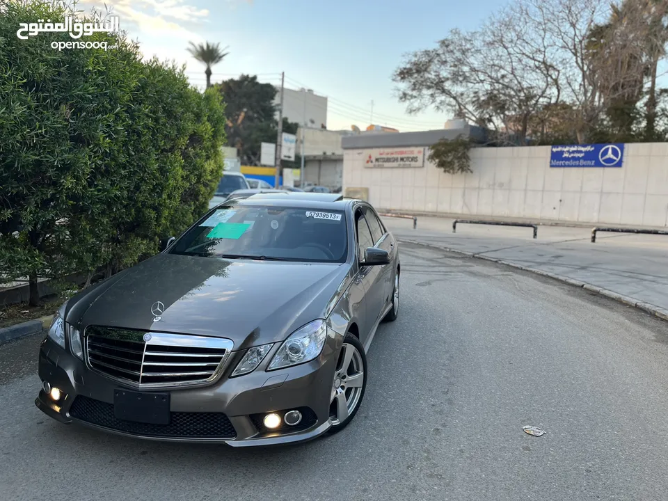 مرسيديس-بنز / E350 w212 جمرك ماشيا 77 الف