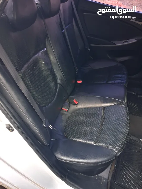 هونداي اكسنت 2015 ديزل أوتوماتيك دهان شركة