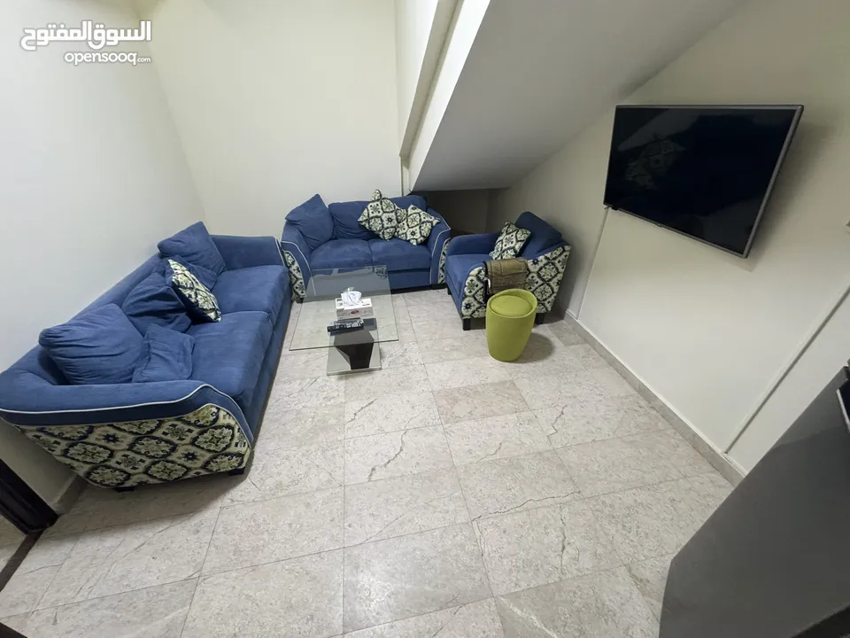 Golden opportunity for rent Al Khuwair 33 1 BHK furniture Near Saeed Bin Taimur Mosque.