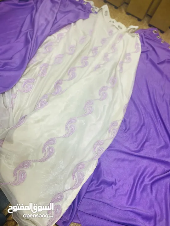 موكيت  برادي  اشكال مضيئة شجرة منظر