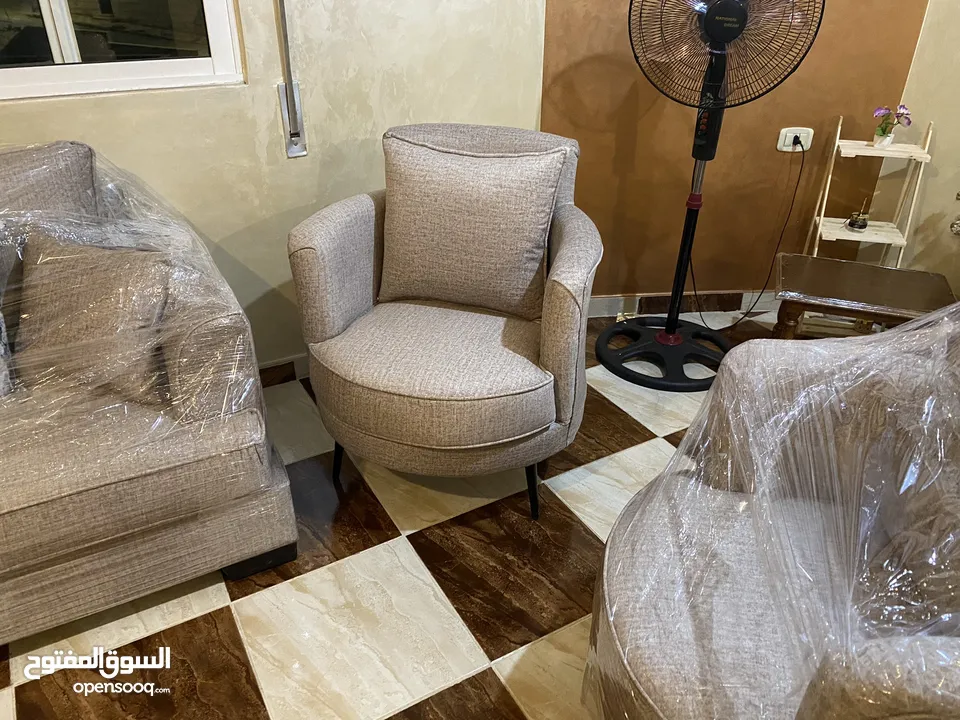 تنجيد تنجيد تنجيد ب اقل الاسعار تنجيد اطقم الكنب وكراسي السفرة ورواسي التخوت وتفصيل جميع الموديلات