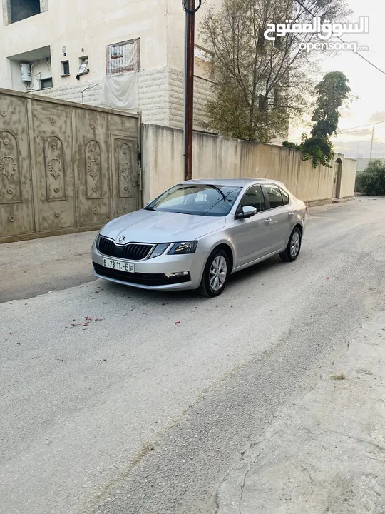 اوكتافيا 2019 مطور 2000 ديزل اتماتيك برايفت  بحاله الوكالة فحص نخب