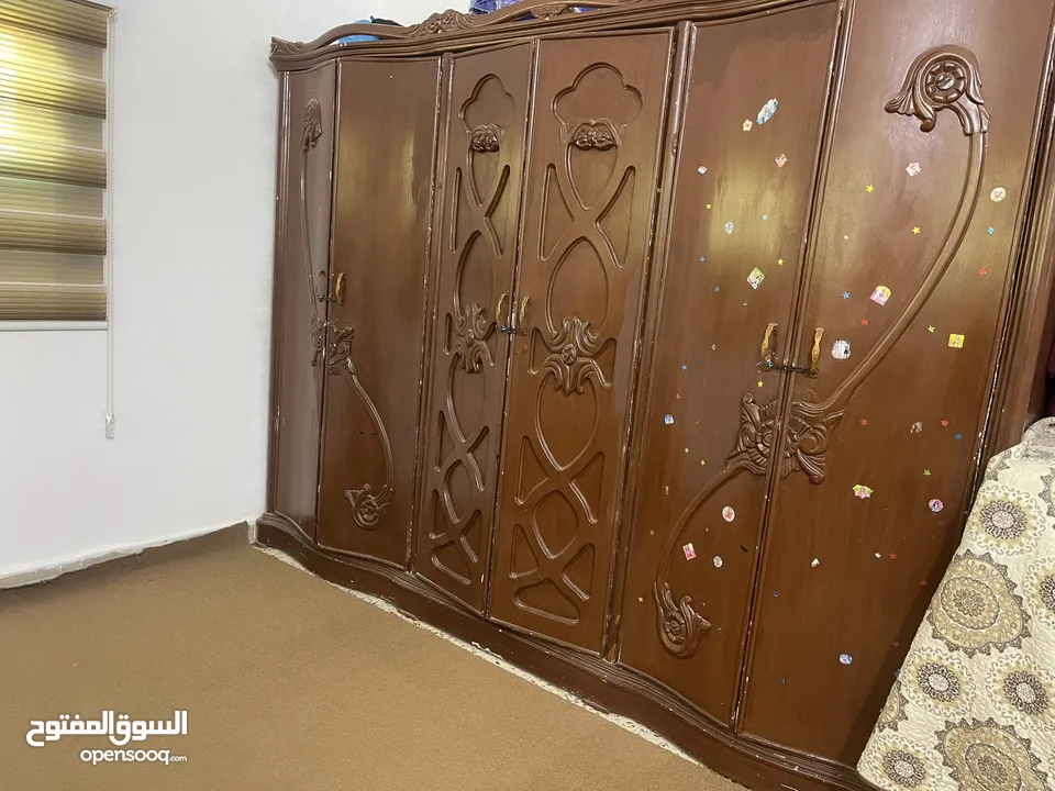 غرفة نوم قديمه