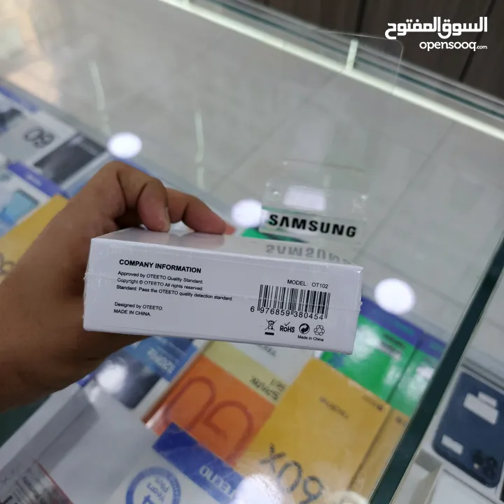 وفرنالكم سماعات  الاصليه غنيه عن التعريف  بتشبك ع جميع الاجهزة تحكم تطش عزل صوت