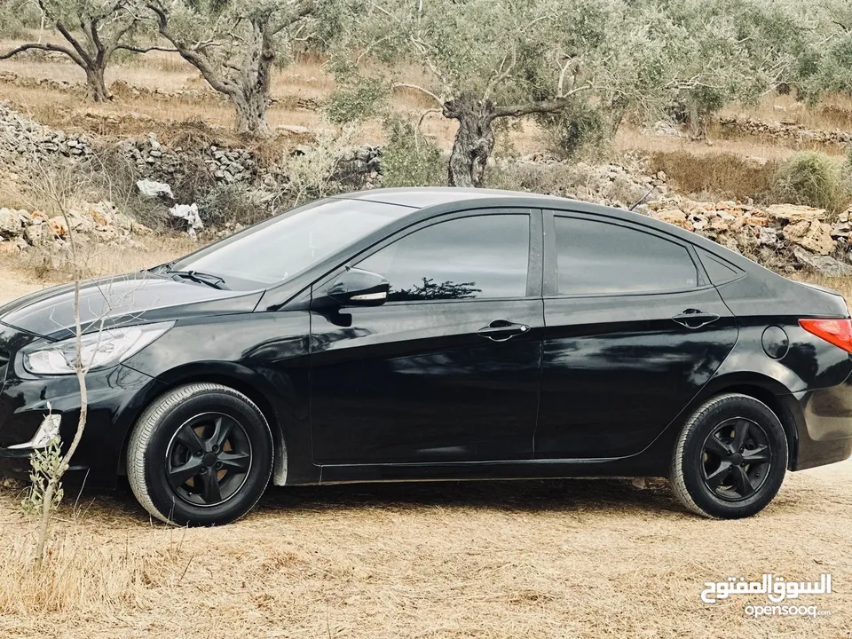 هونداي اكسنت 2011