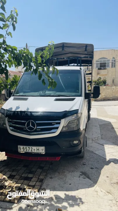 مرسيدس بينز