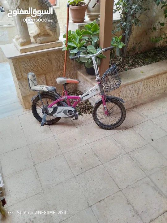 دراجه هوائيه عدد1 بحاله ممتازه و سكووتر