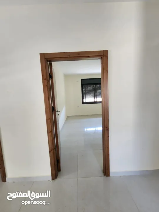 فلل للبيع  في منطقة سردا