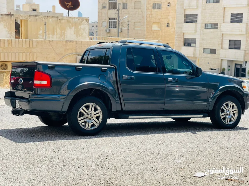 Ford Explorer موديل 2010