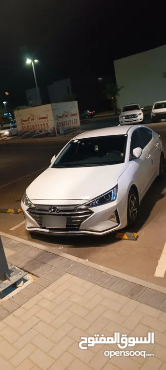 هونداي افانتي للبيع موديل 2020  السيارة متورها 1.6 الله يطرح البركة لصاحب النصيب