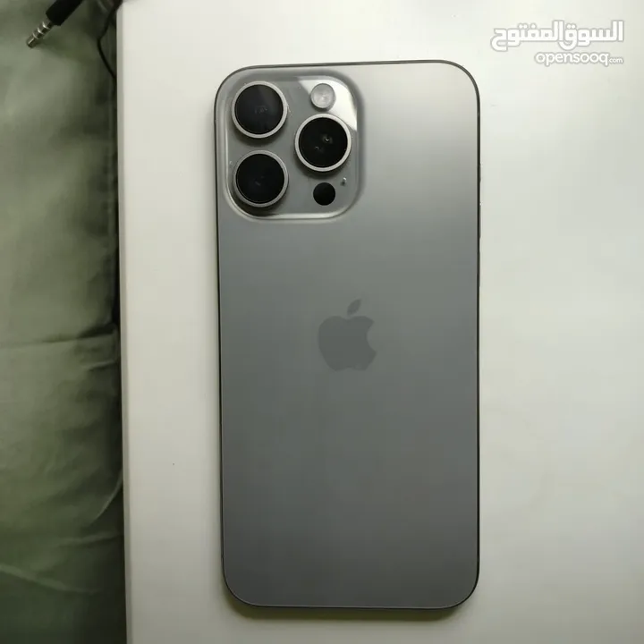 ايفون 15 برو ماكس Natural Titanium 256 GB