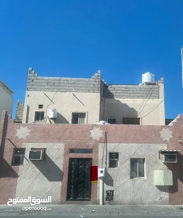 بيت للبيع في مدينة عيسى