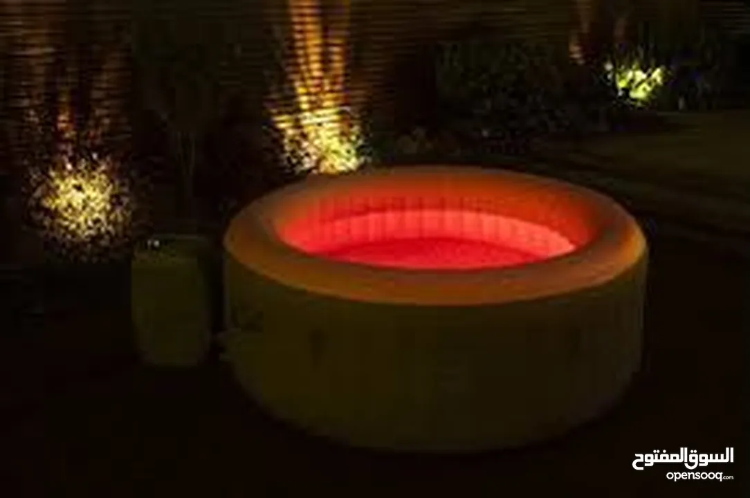 جاكوزي jacuzzi بعدة احجام اجمل جلسات الاسترخاء للمنازل ومراكز العلاج الطبيعي والتجميل