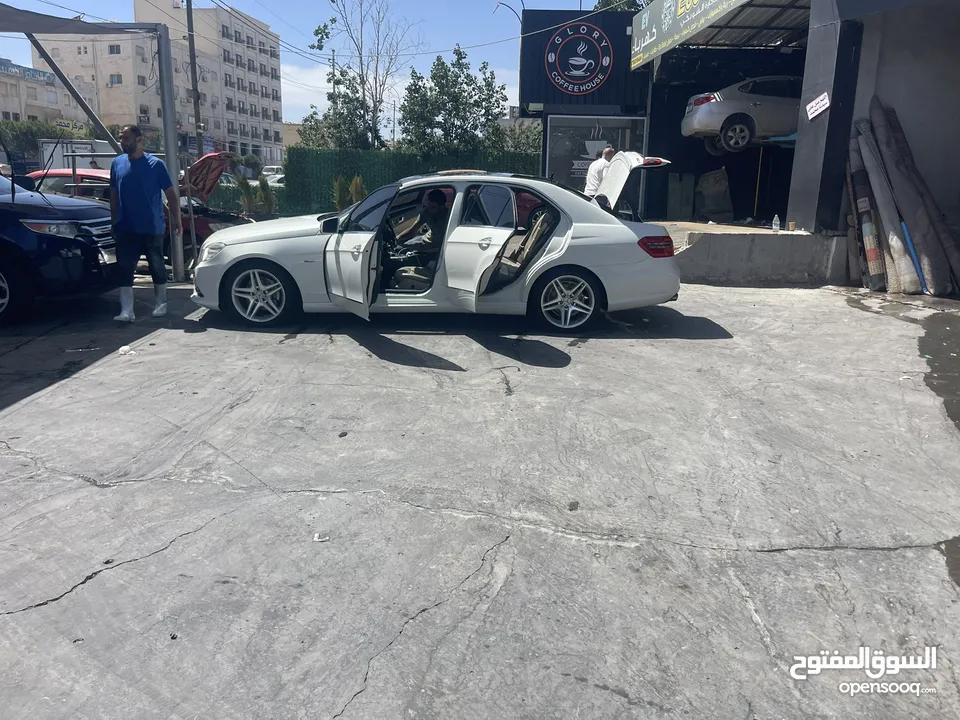 مرسيدس E200 كرت ابيض بنوراما فل كامل موصفات خاصه قابل للبدل